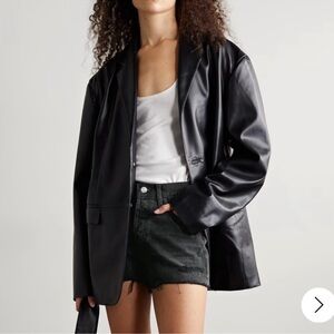 AGOLDE
Parker‎ distressed denim shorts Sz 31